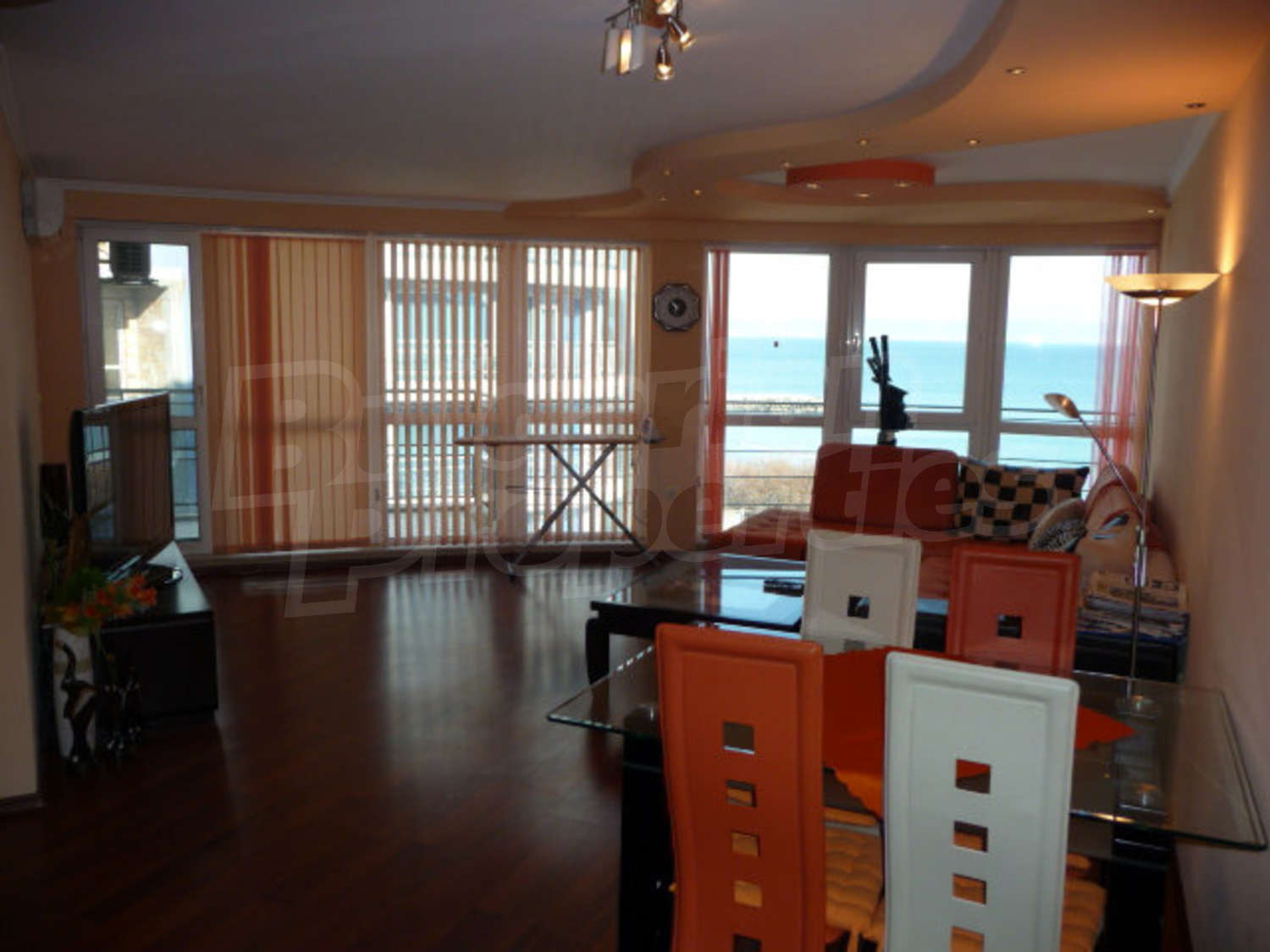 Gallery Picture 11