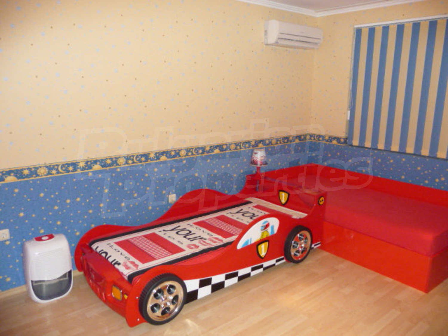 Gallery Picture 16