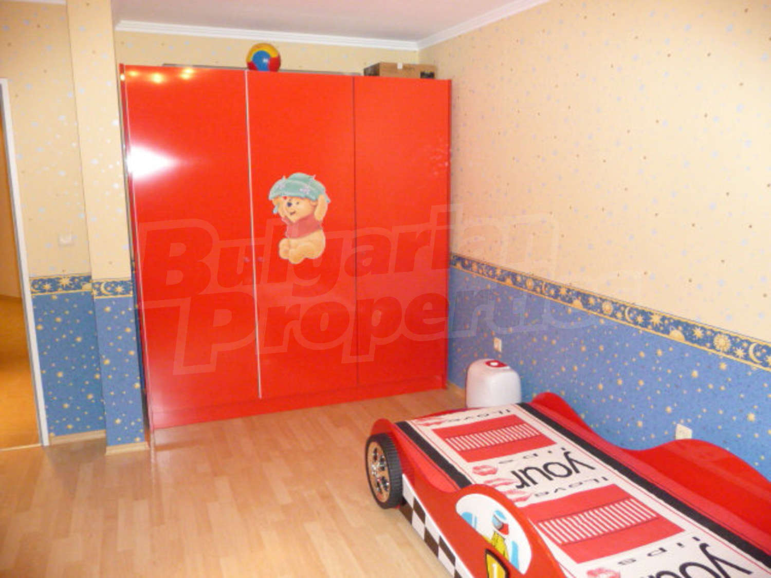 Gallery Picture 17