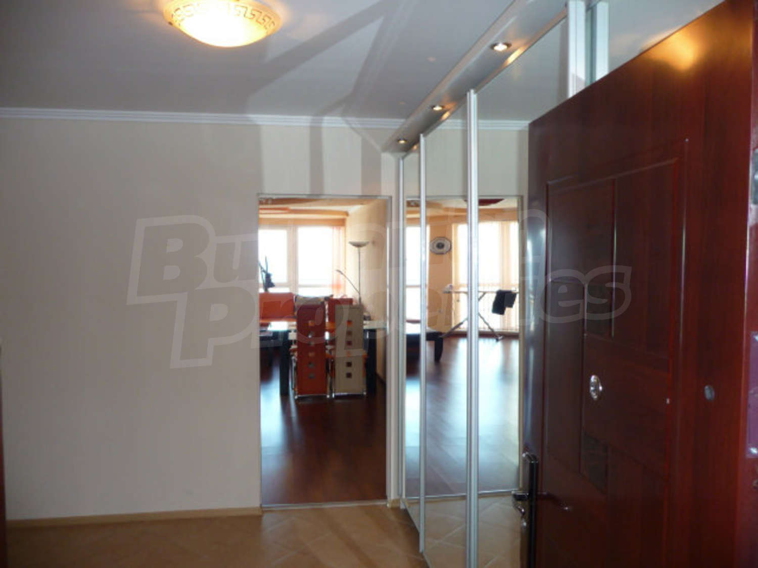 Gallery Picture 7