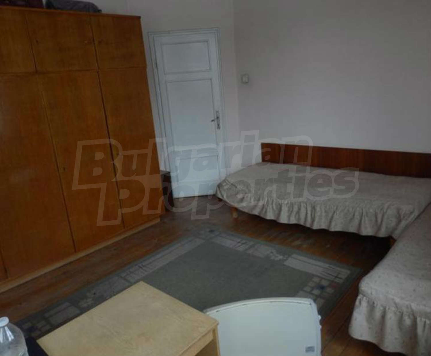 Gallery Picture 9
