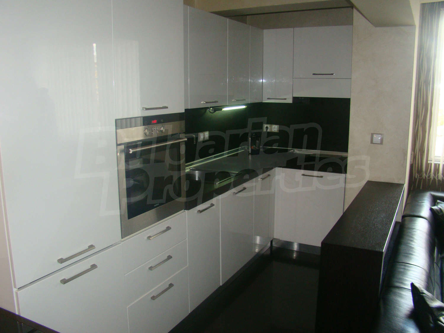 Gallery Picture 5