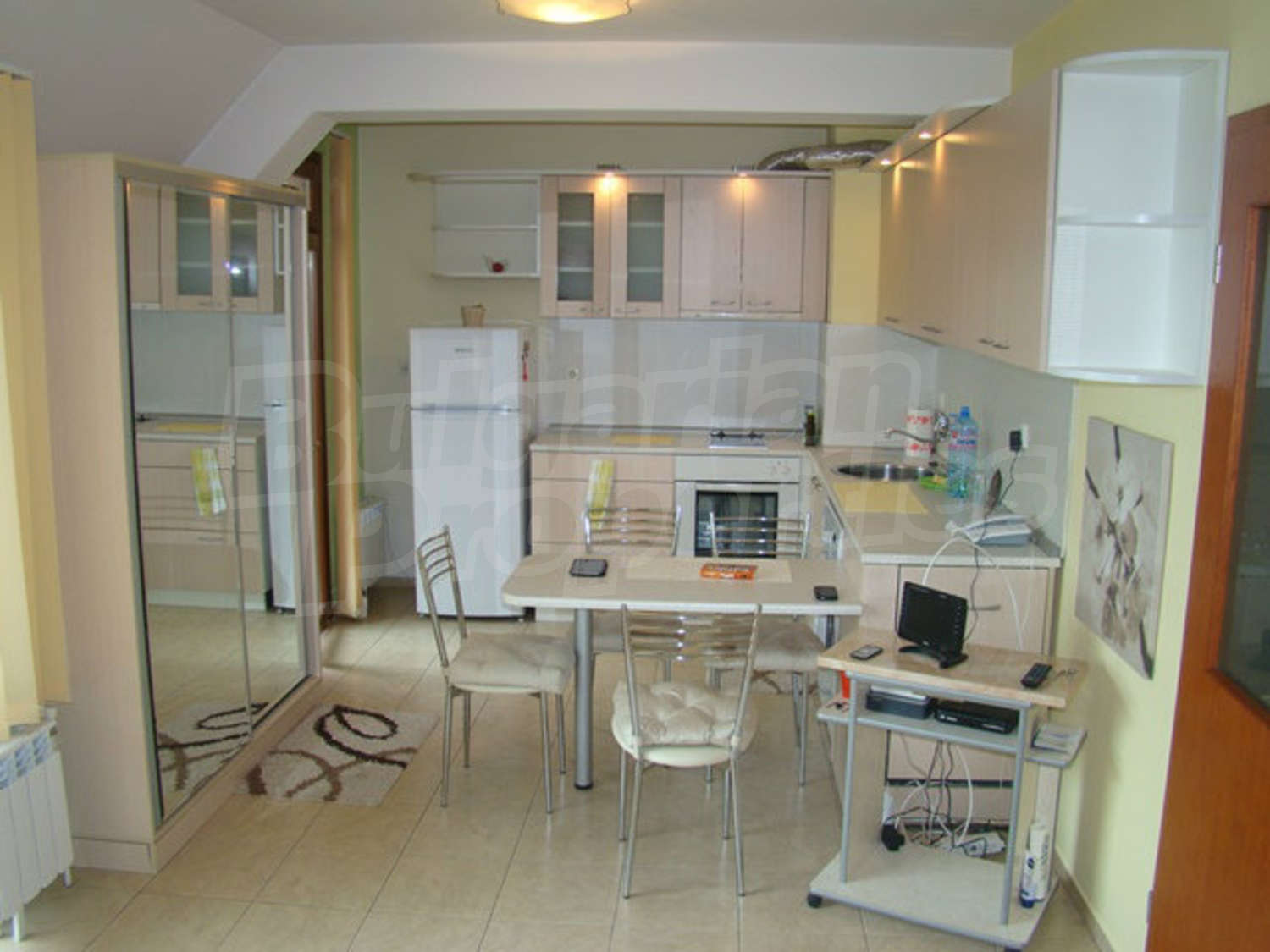 Gallery Picture 2