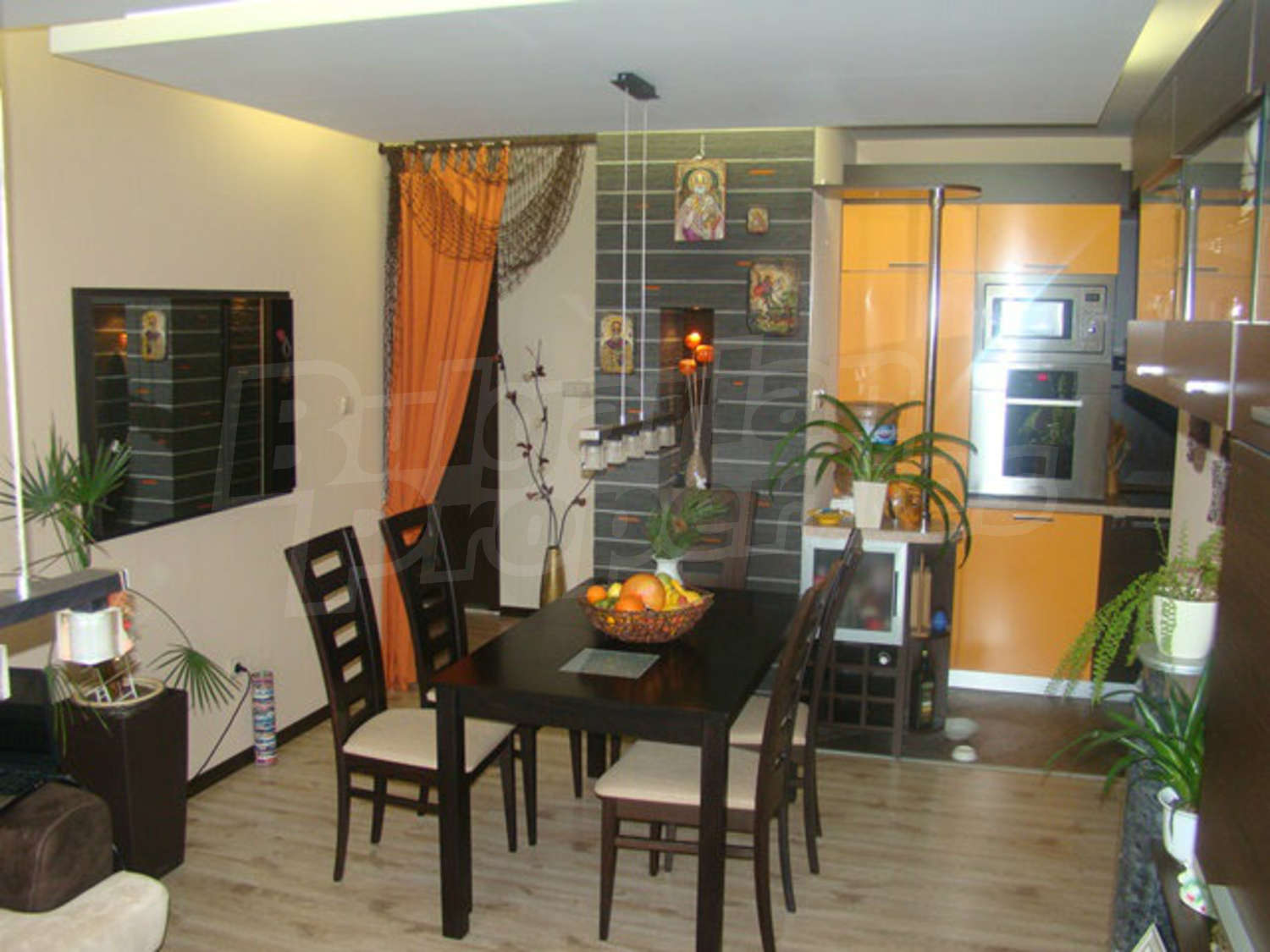 Gallery Picture 3