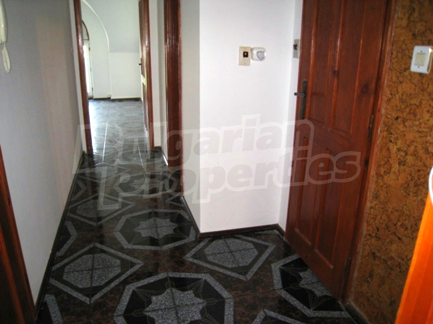 Gallery Picture 6