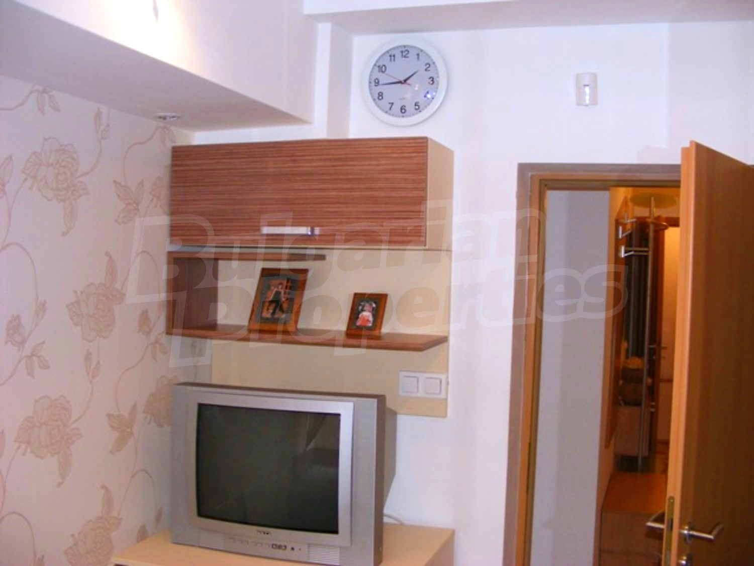 Gallery Picture 10