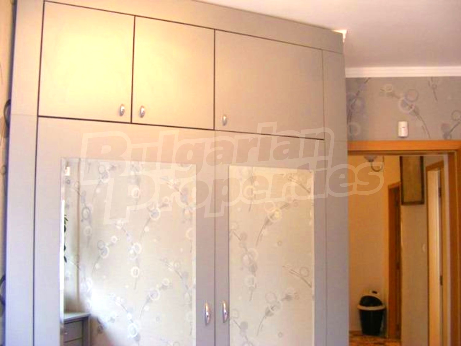 Gallery Picture 15