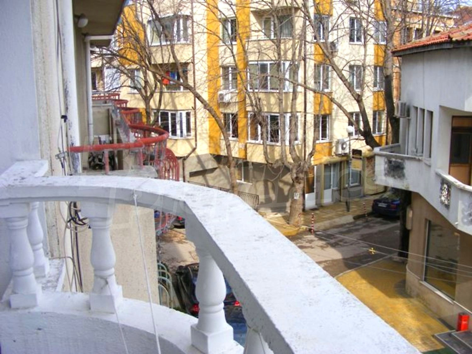 Gallery Picture 7