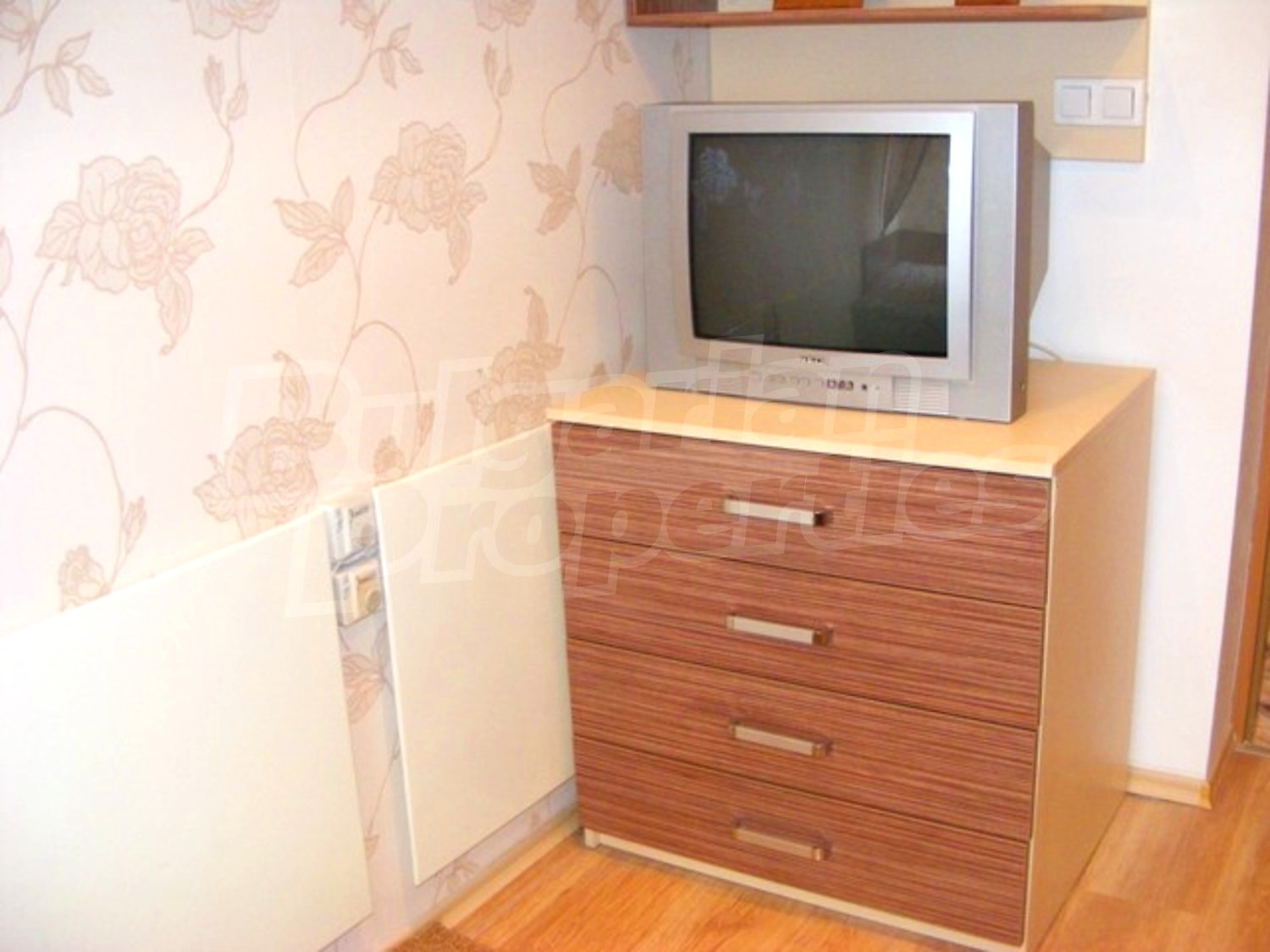 Gallery Picture 9