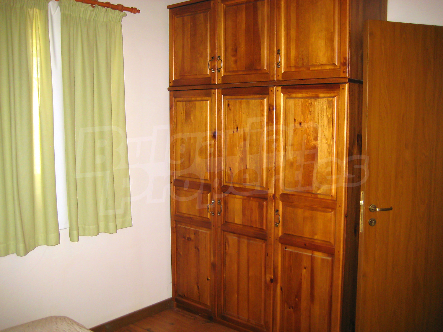 Gallery Picture 29