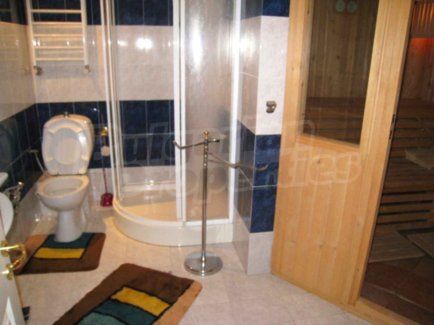 Gallery Picture 14