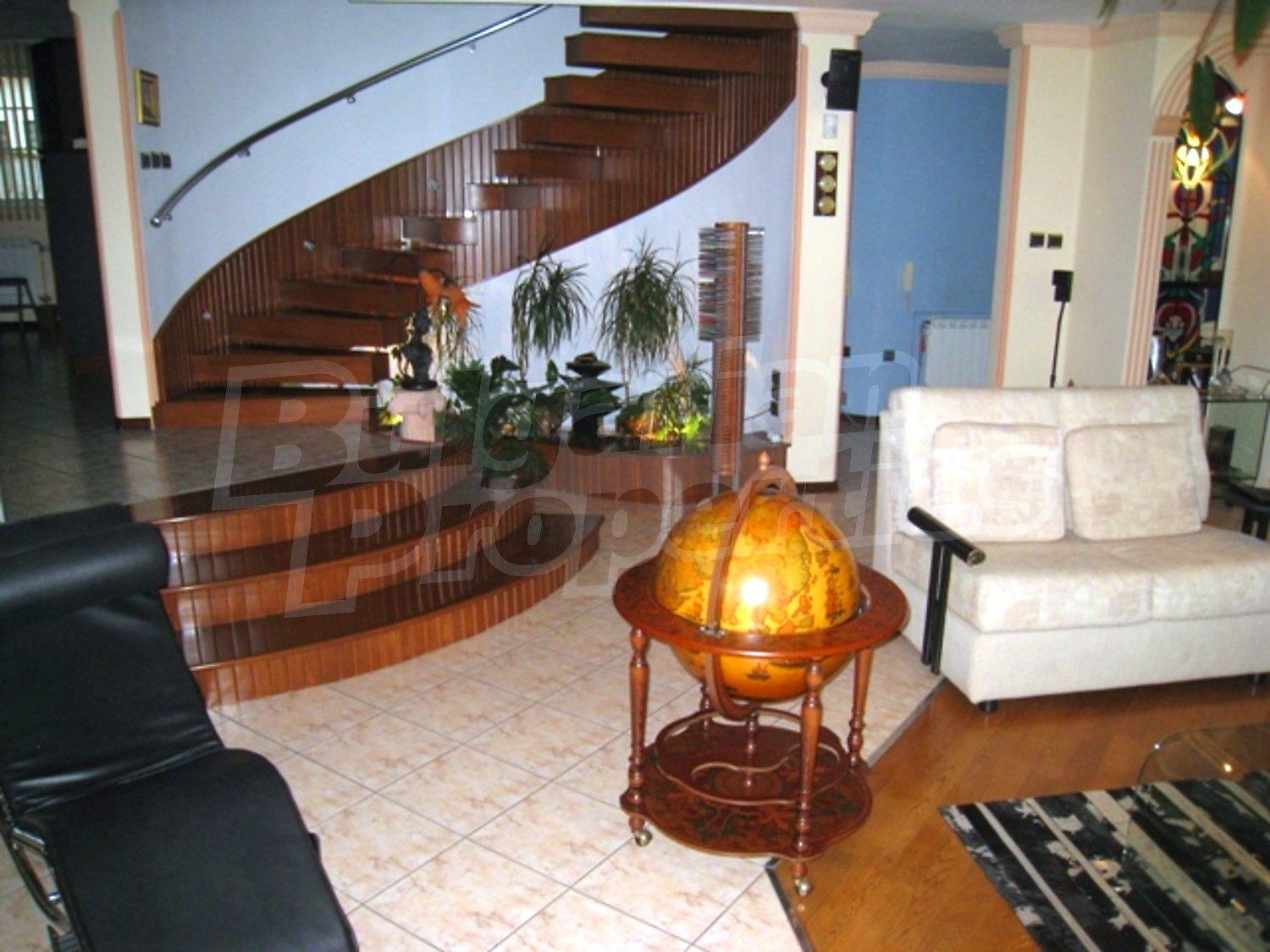 Gallery Picture 21