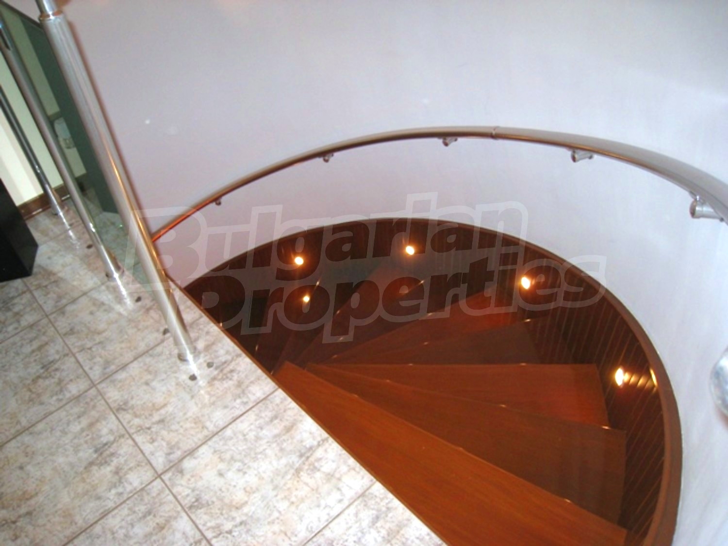 Gallery Picture 28