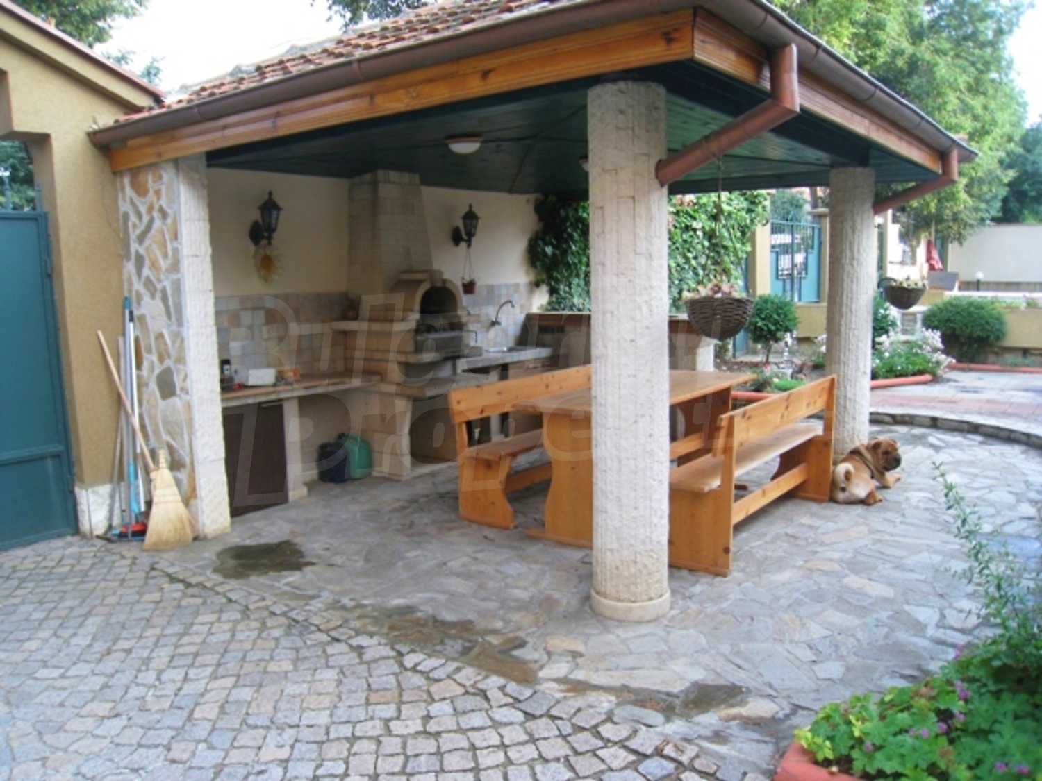 Gallery Picture 6