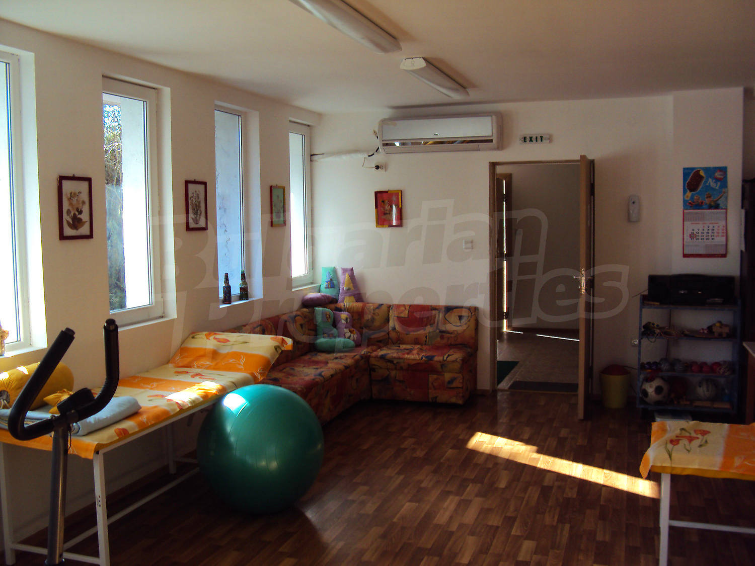 Gallery Picture 48
