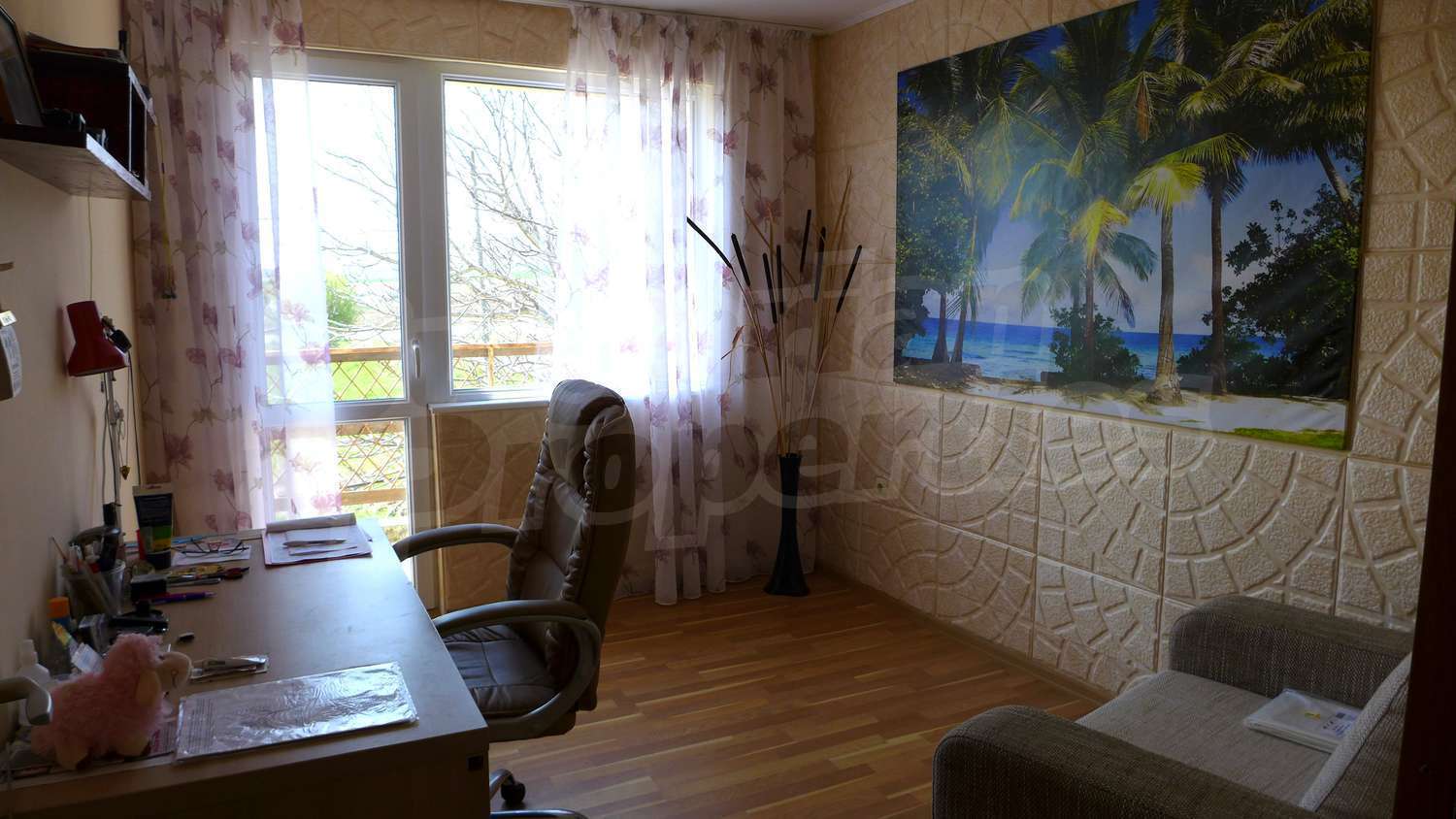 Gallery Picture 30
