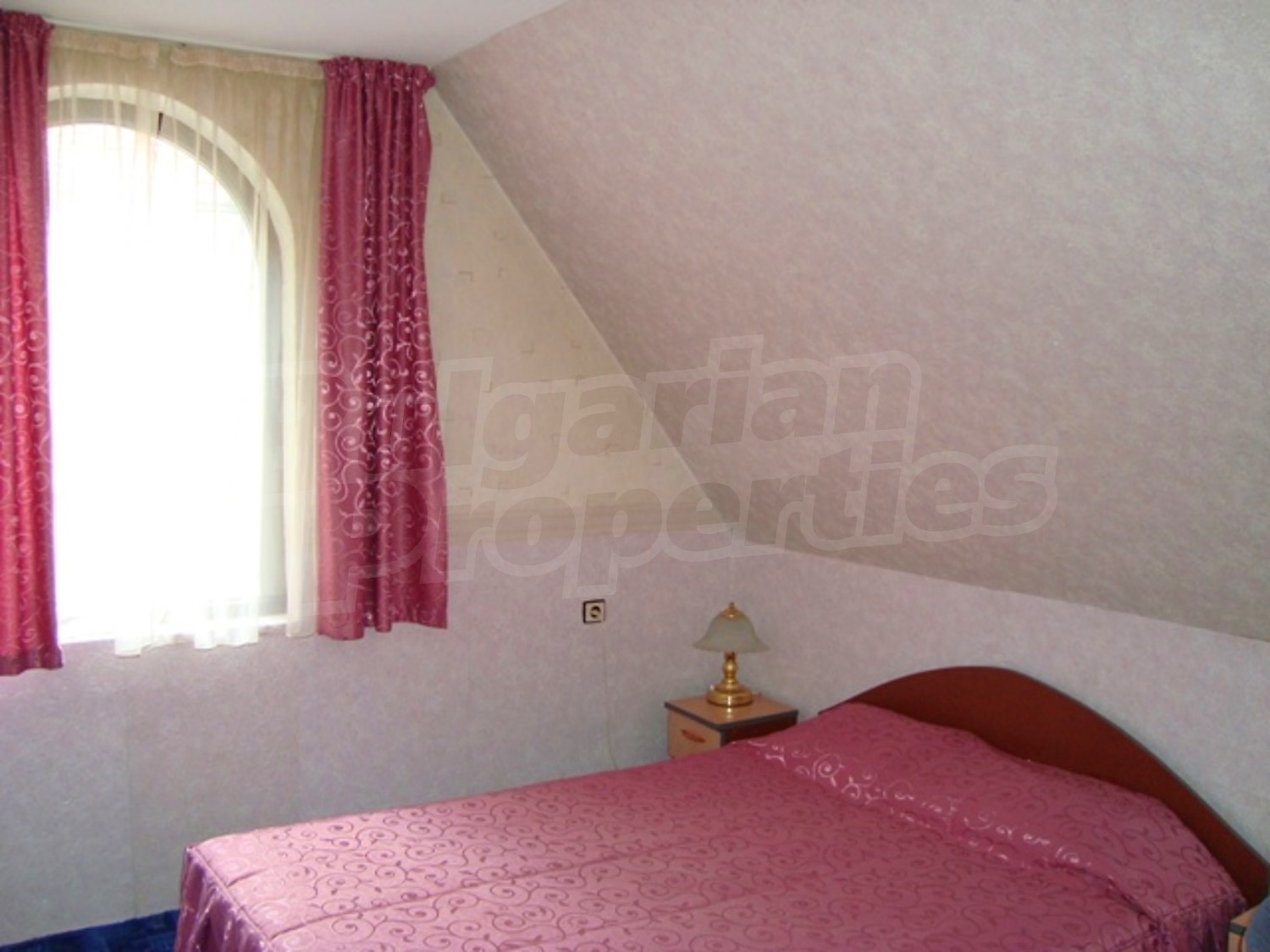 Gallery Picture 16