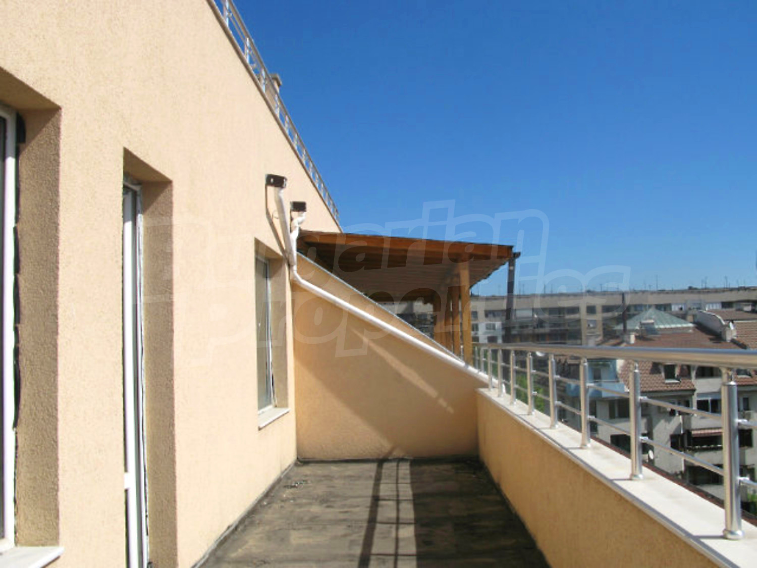 Gallery Picture 15