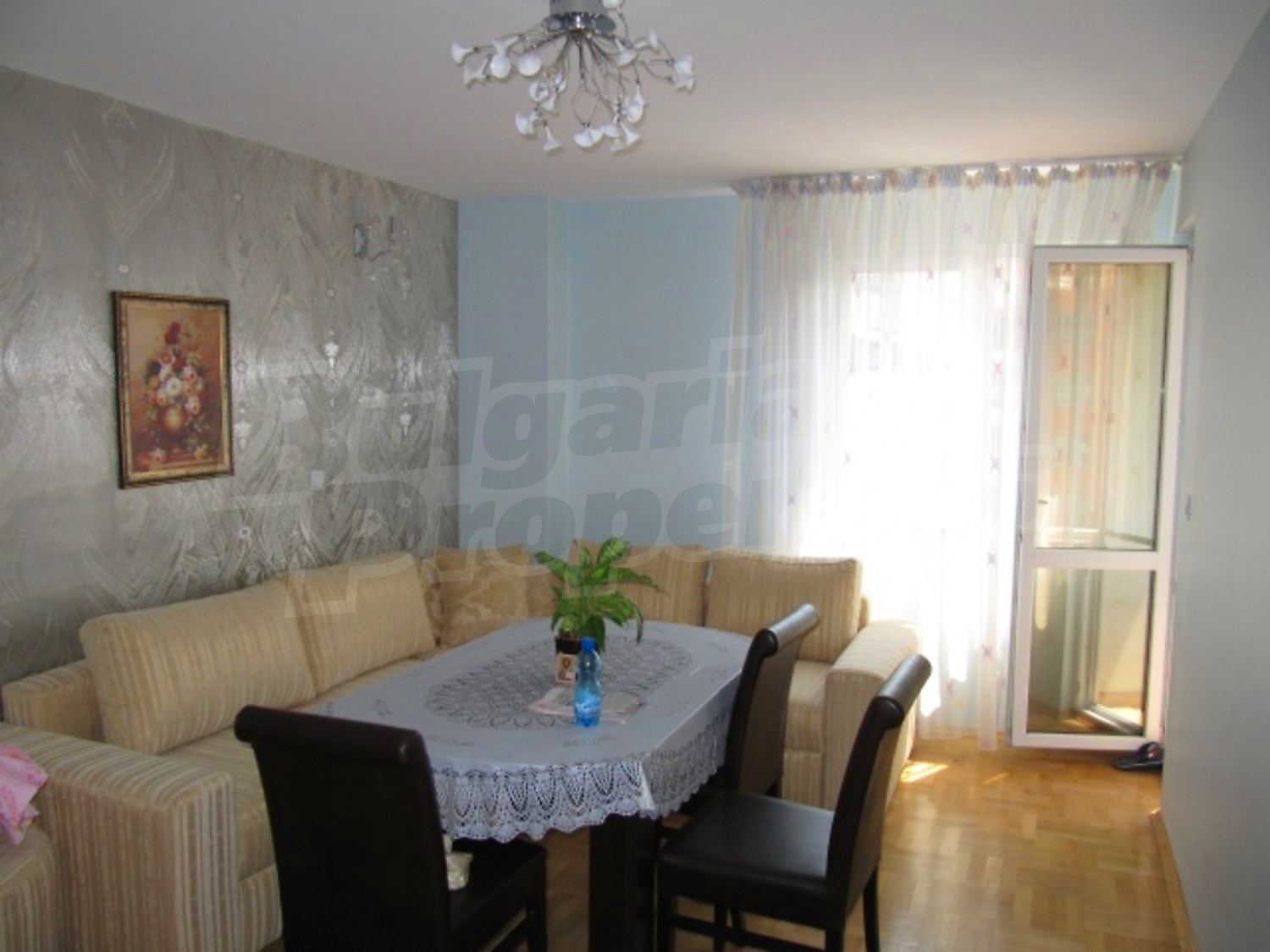 Gallery Picture 19