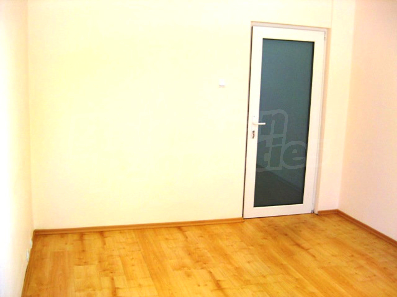 Gallery Picture 10