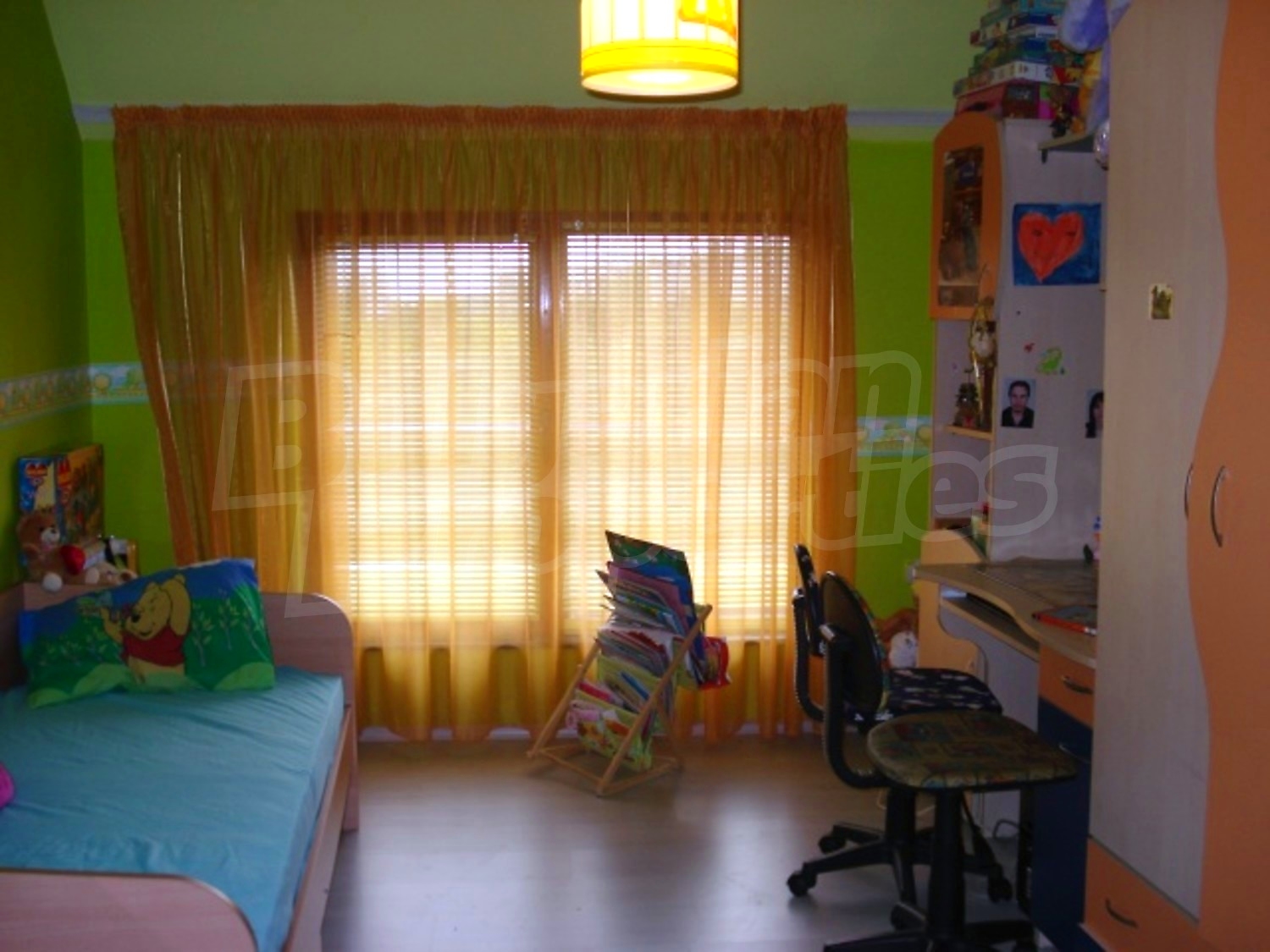 Gallery Picture 17