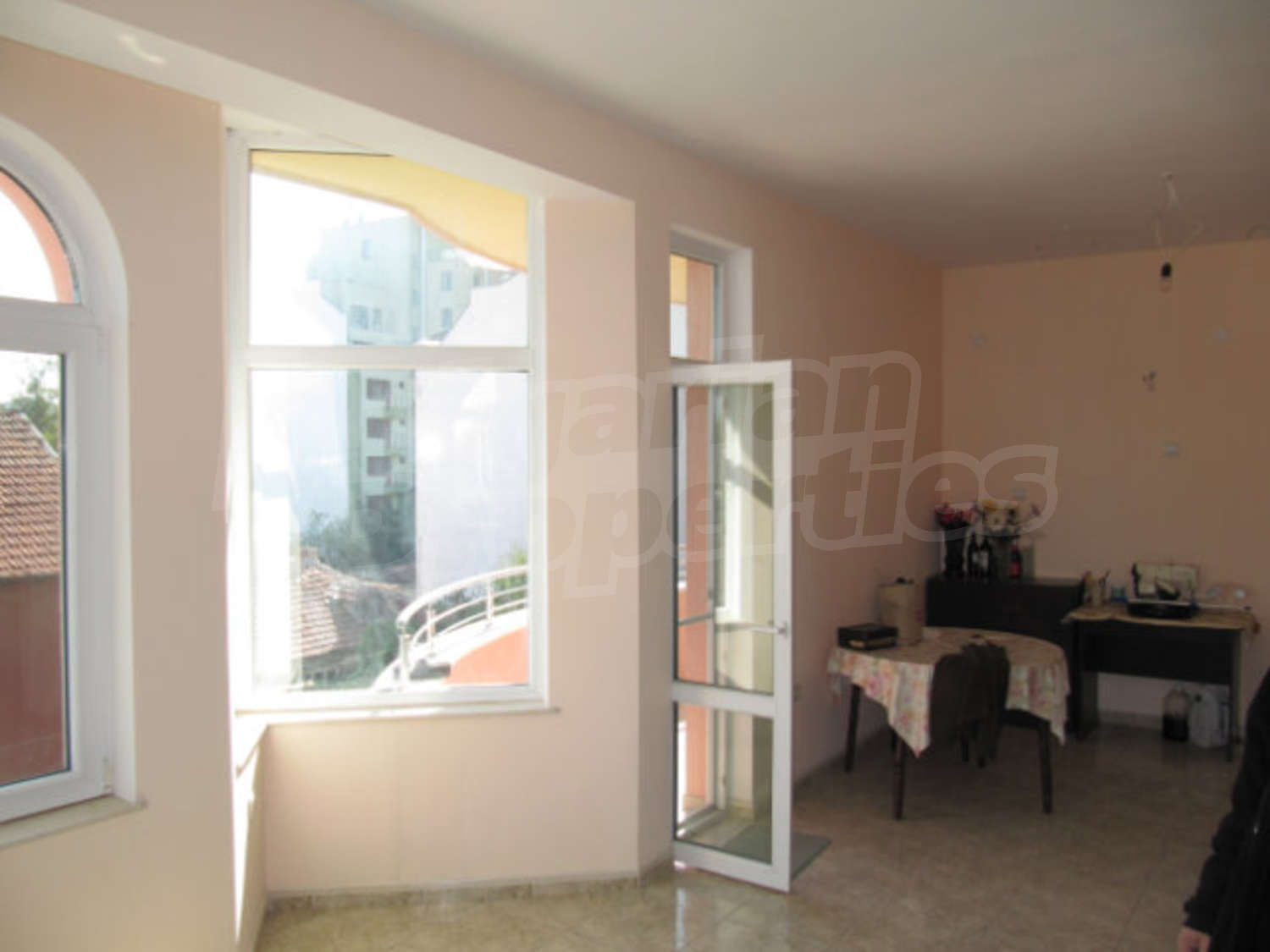 Gallery Picture 11