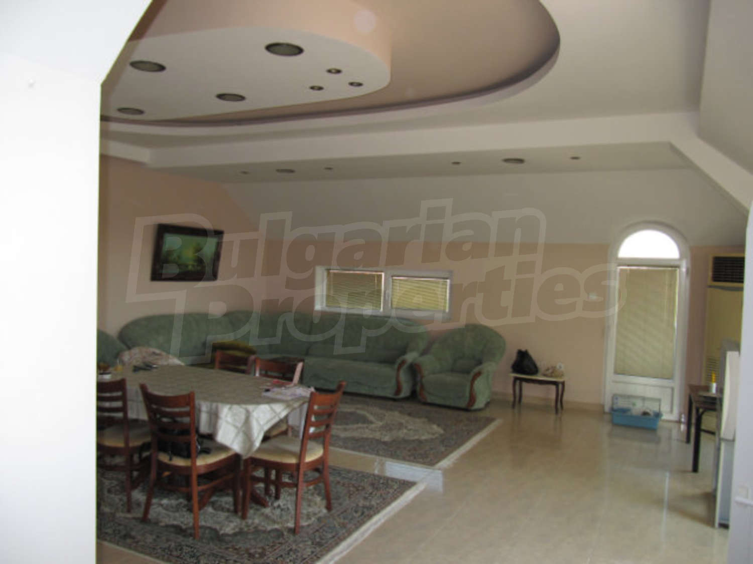 Gallery Picture 28