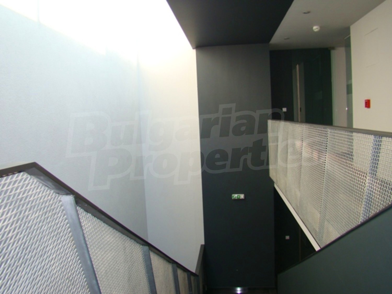 Gallery Picture 11