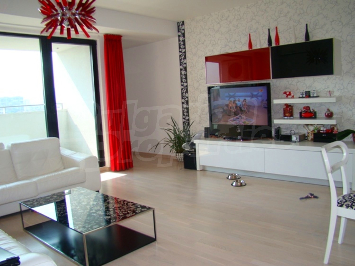 Gallery Picture 17