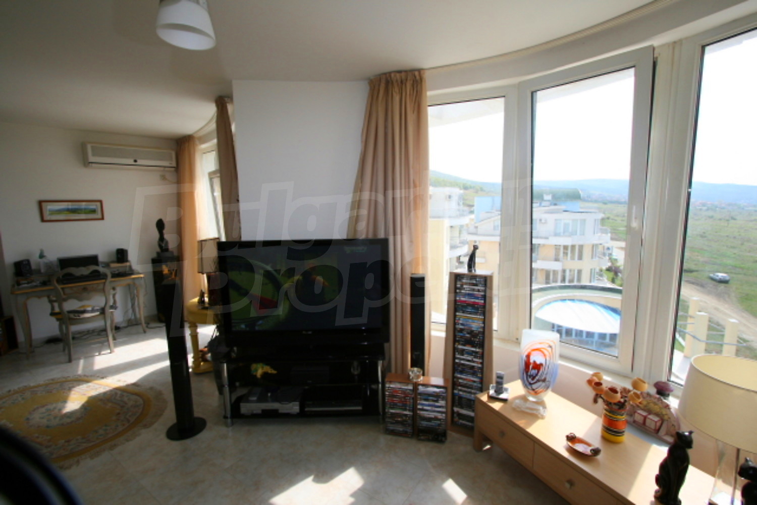 Gallery Picture 11