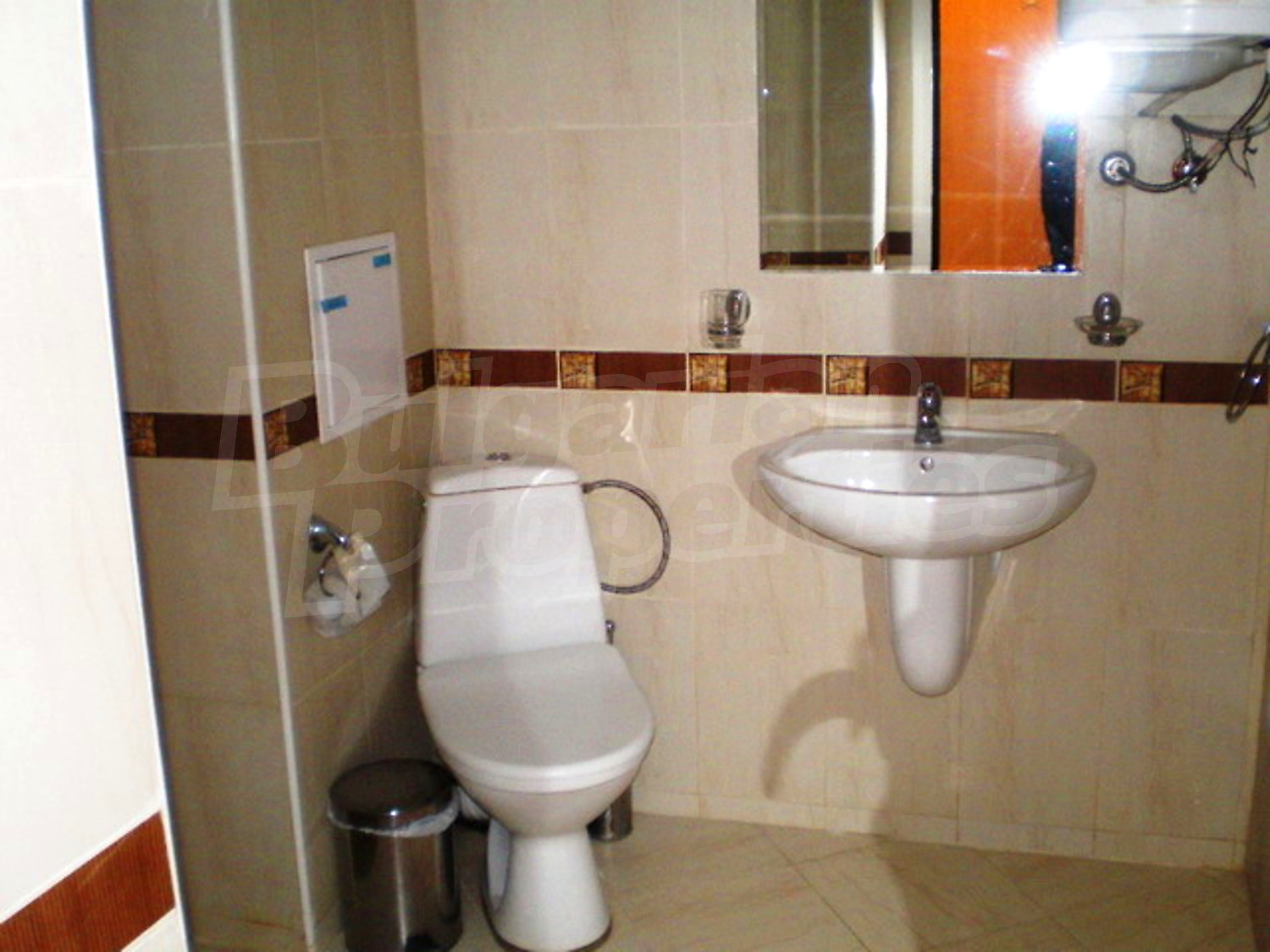 Gallery Picture 12