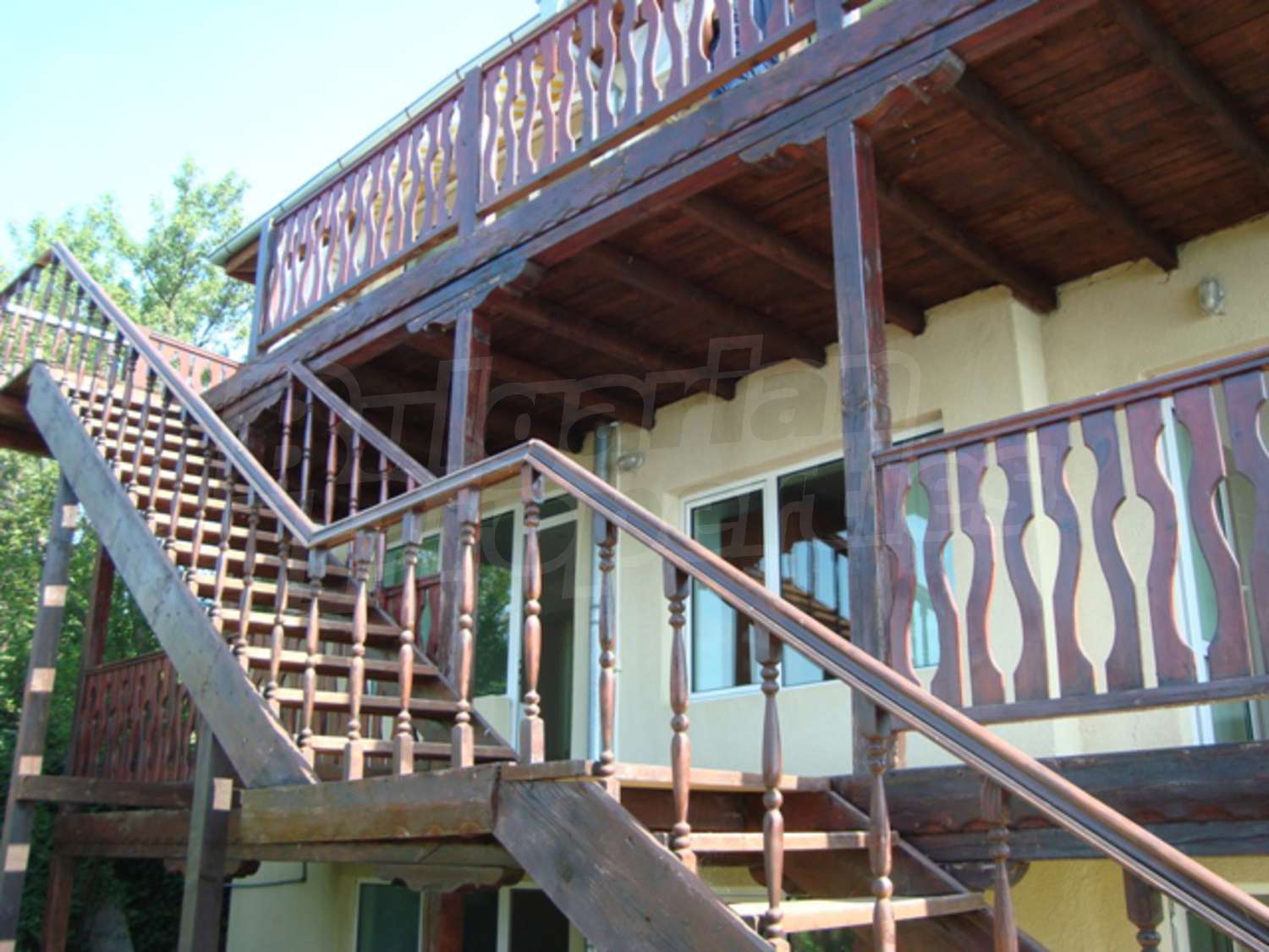 Gallery Picture 13