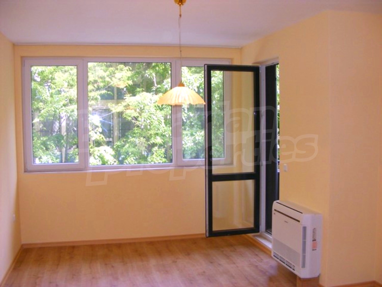 Gallery Picture 4