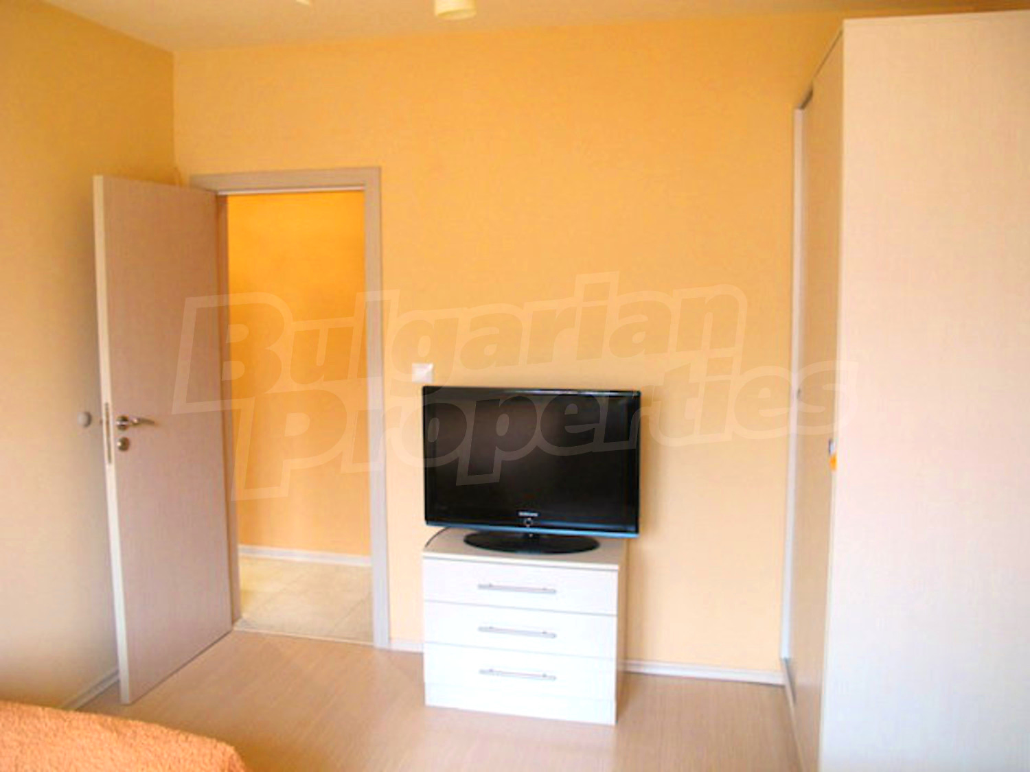 Gallery Picture 12