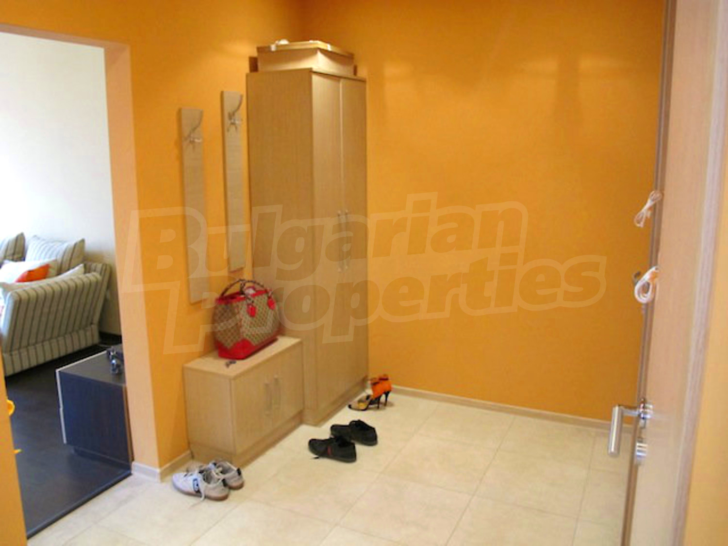 Gallery Picture 16