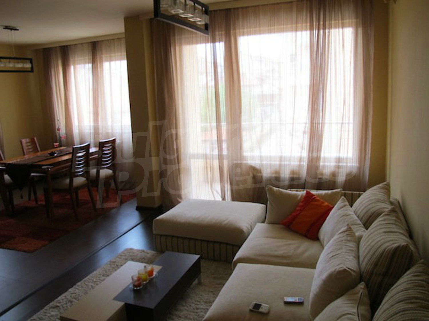 Gallery Picture 4