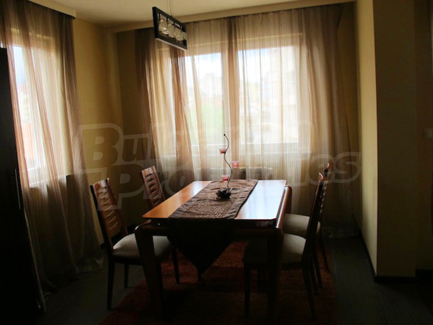 Gallery Picture 7