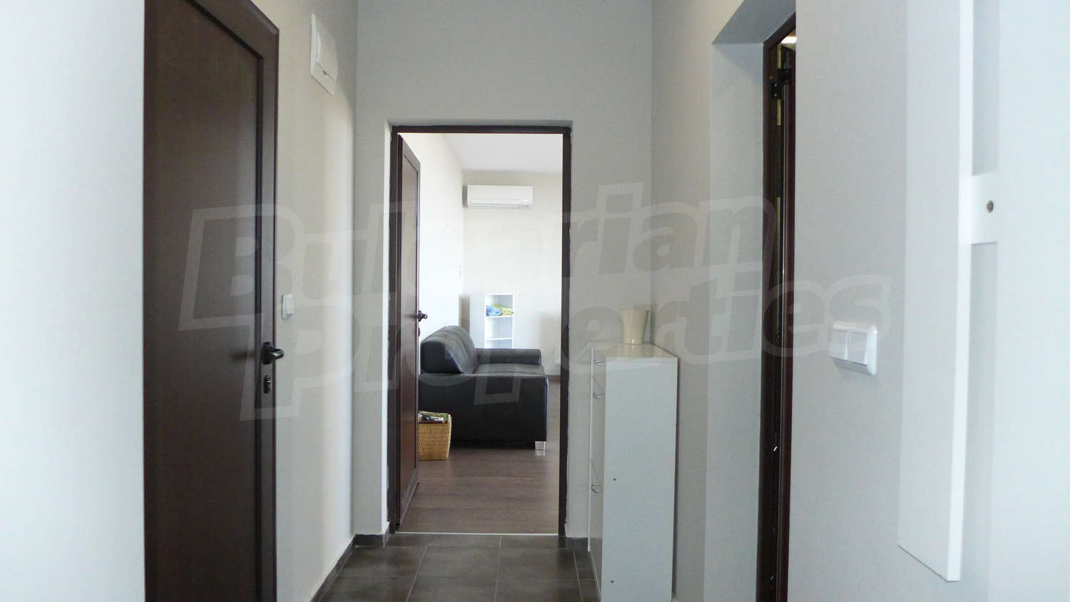 Gallery Picture 36
