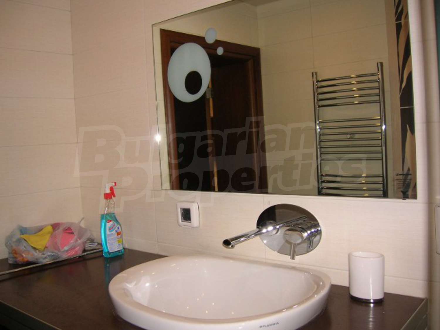 Gallery Picture 12