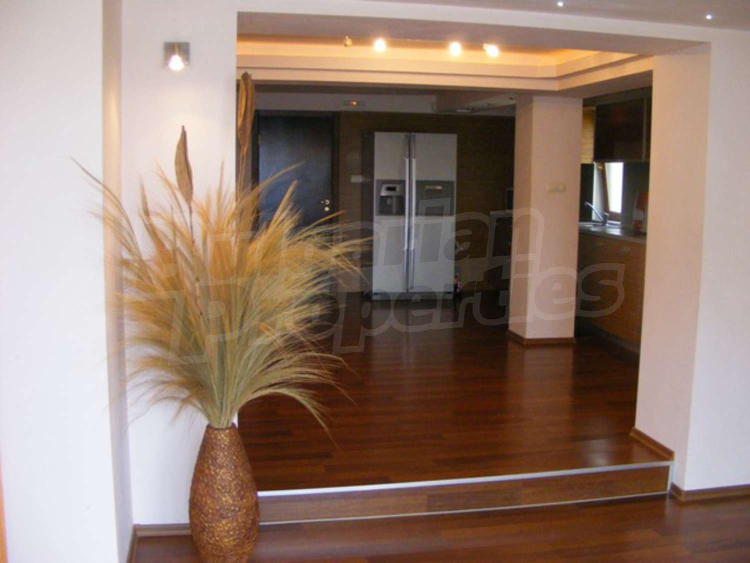 Gallery Picture 16