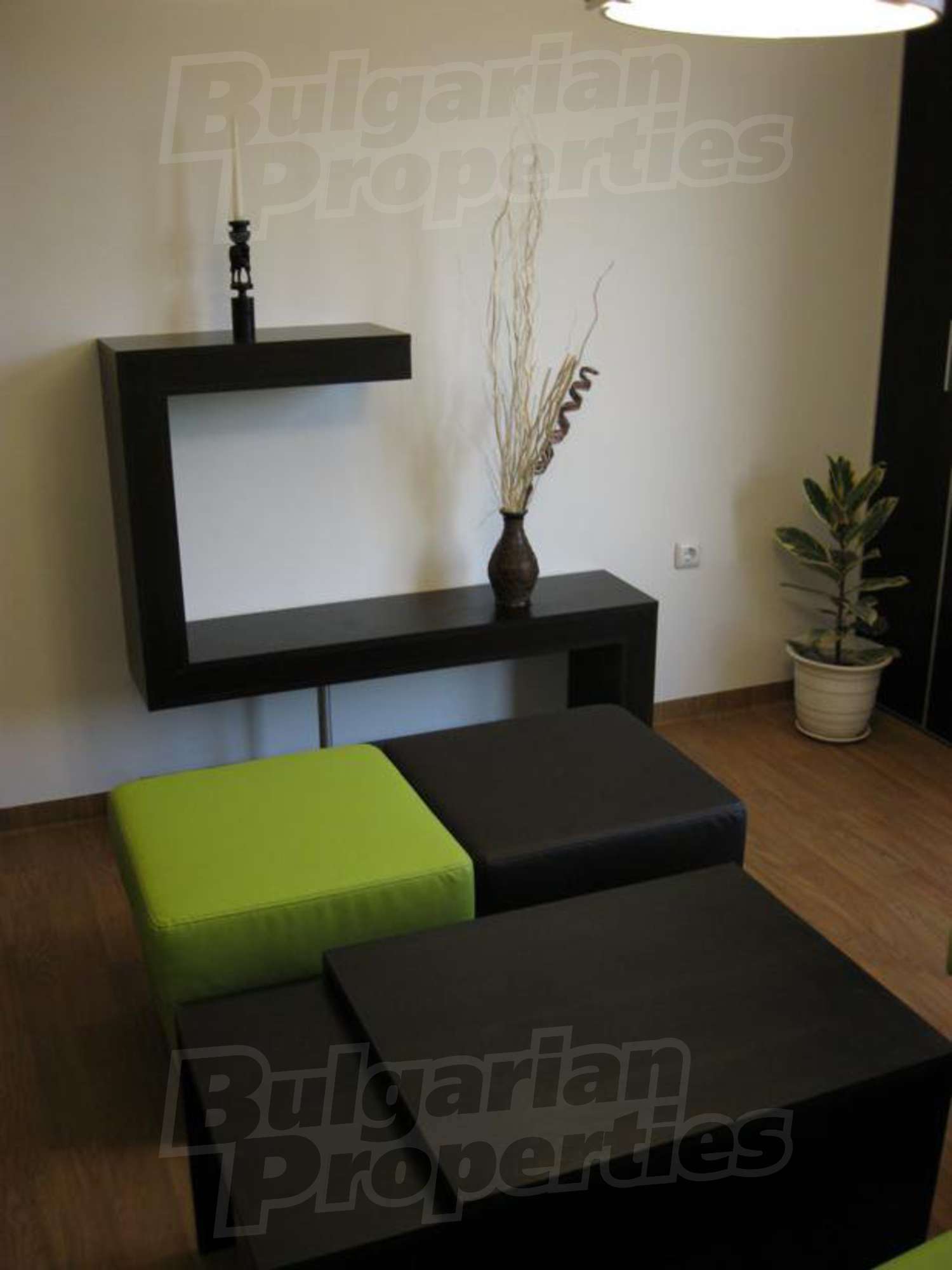 Gallery Picture 11