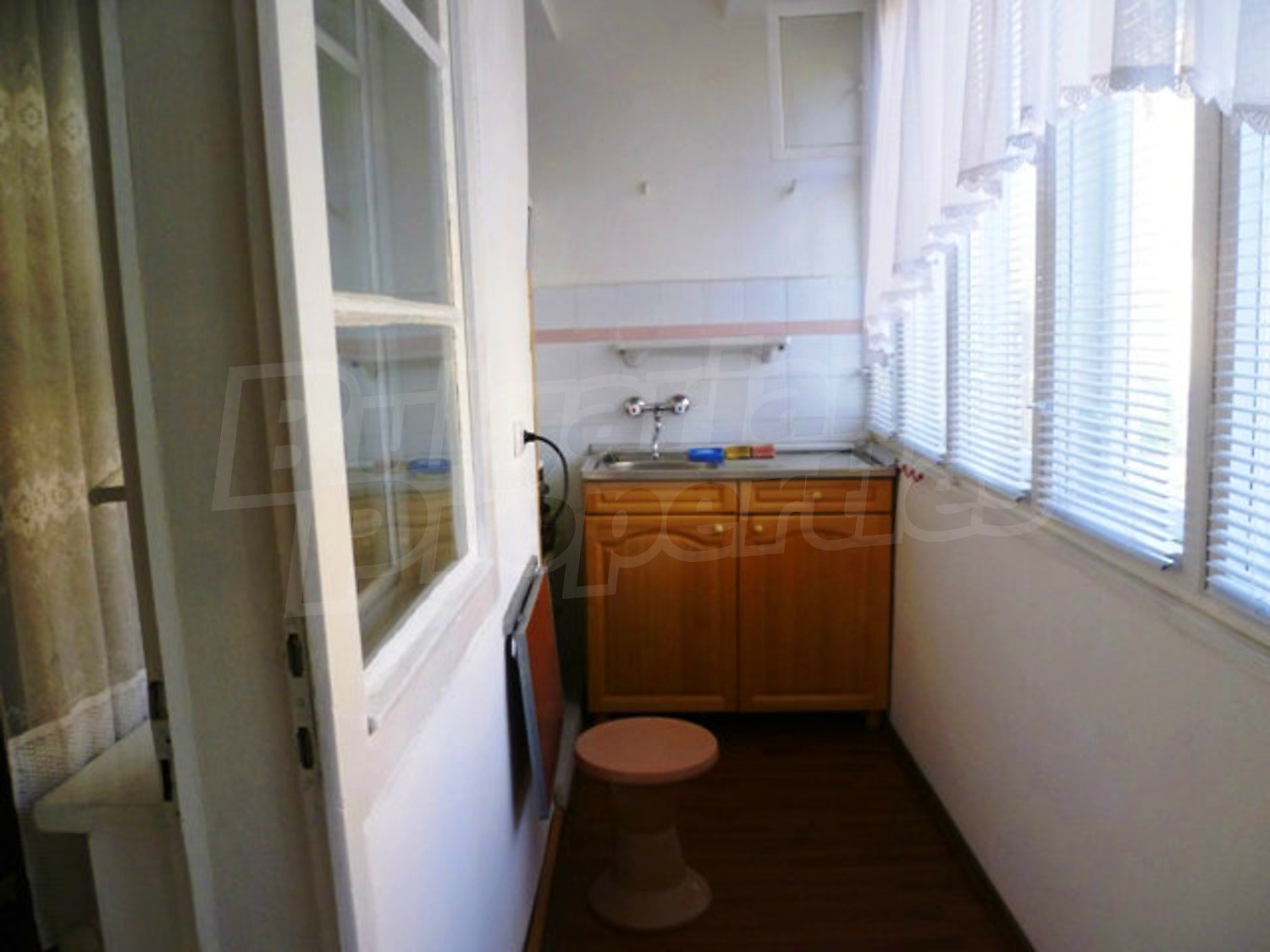 Gallery Picture 12