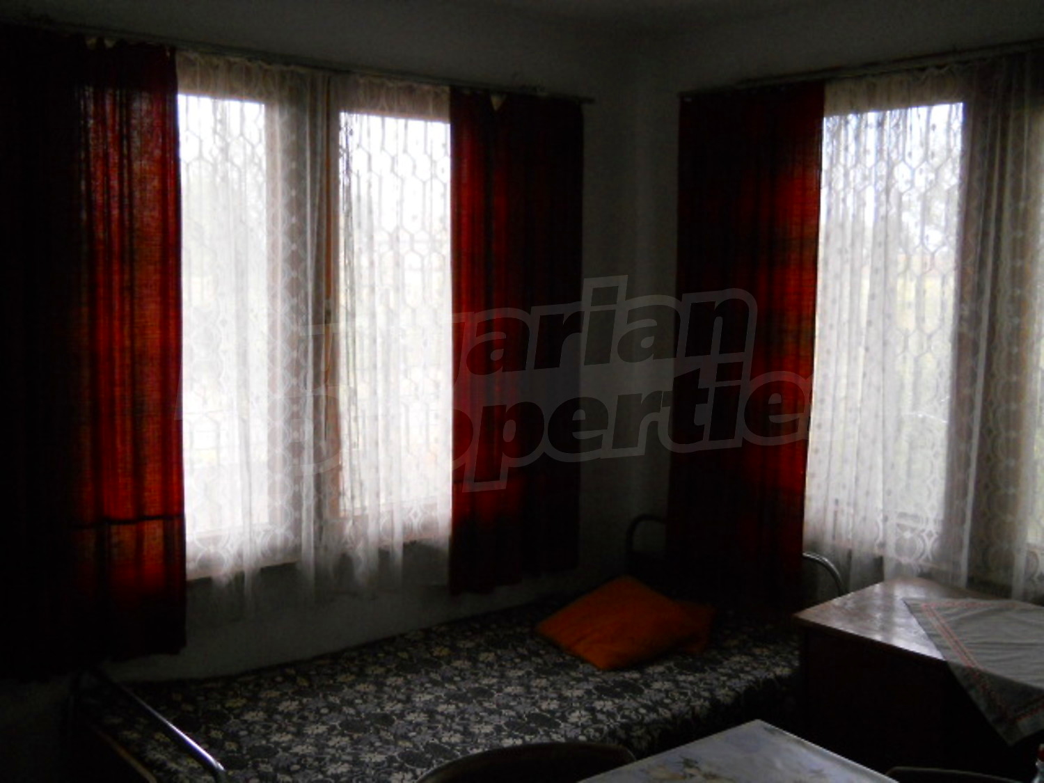 Gallery Picture 9