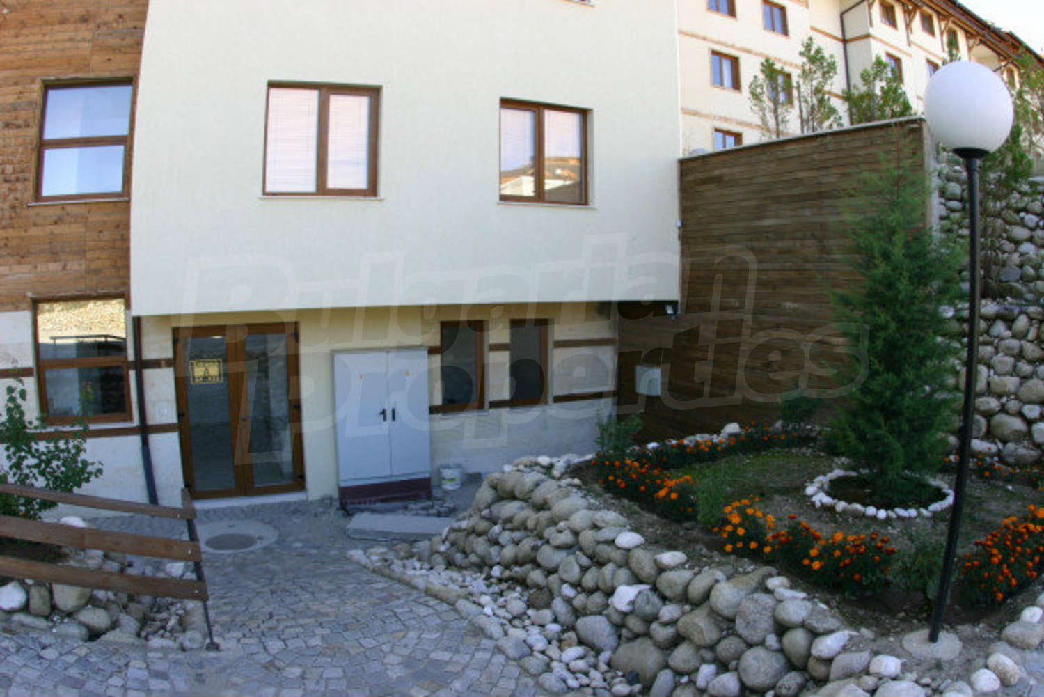Gallery Picture 8