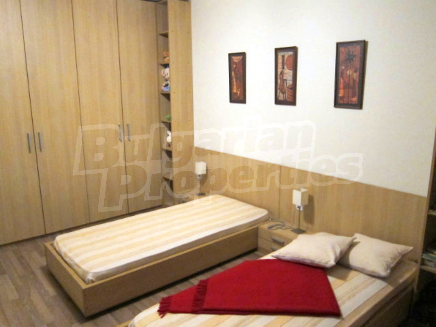 Gallery Picture 16