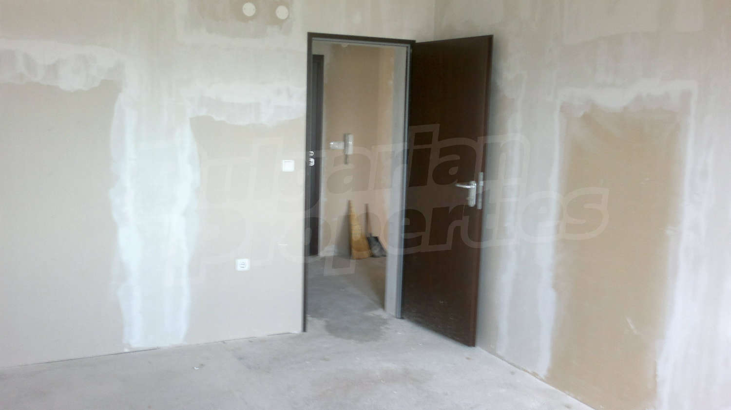 Gallery Picture 14