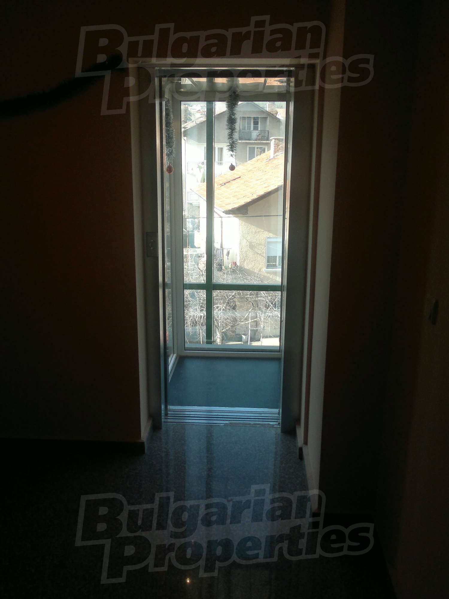 Gallery Picture 30