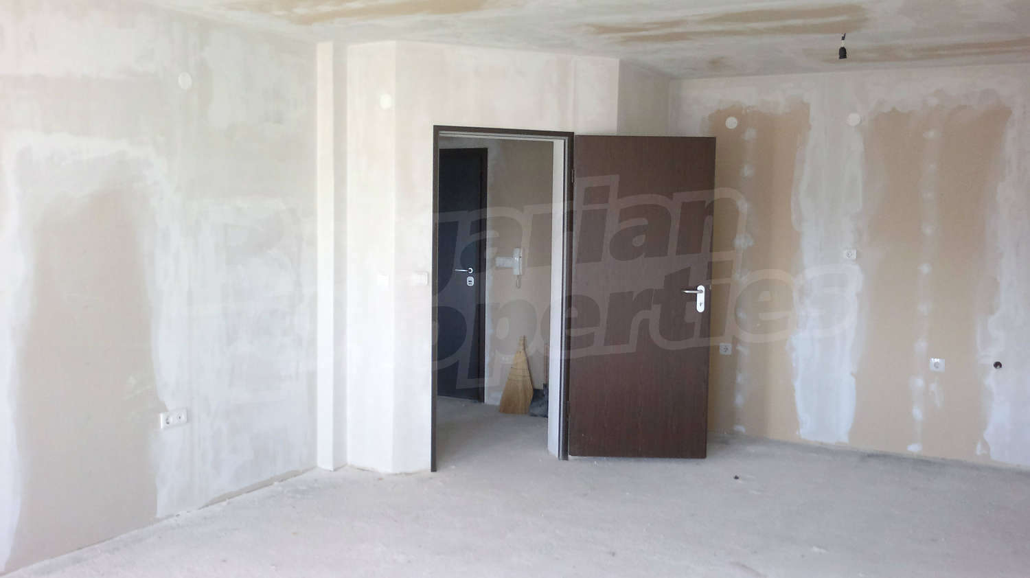 Gallery Picture 6