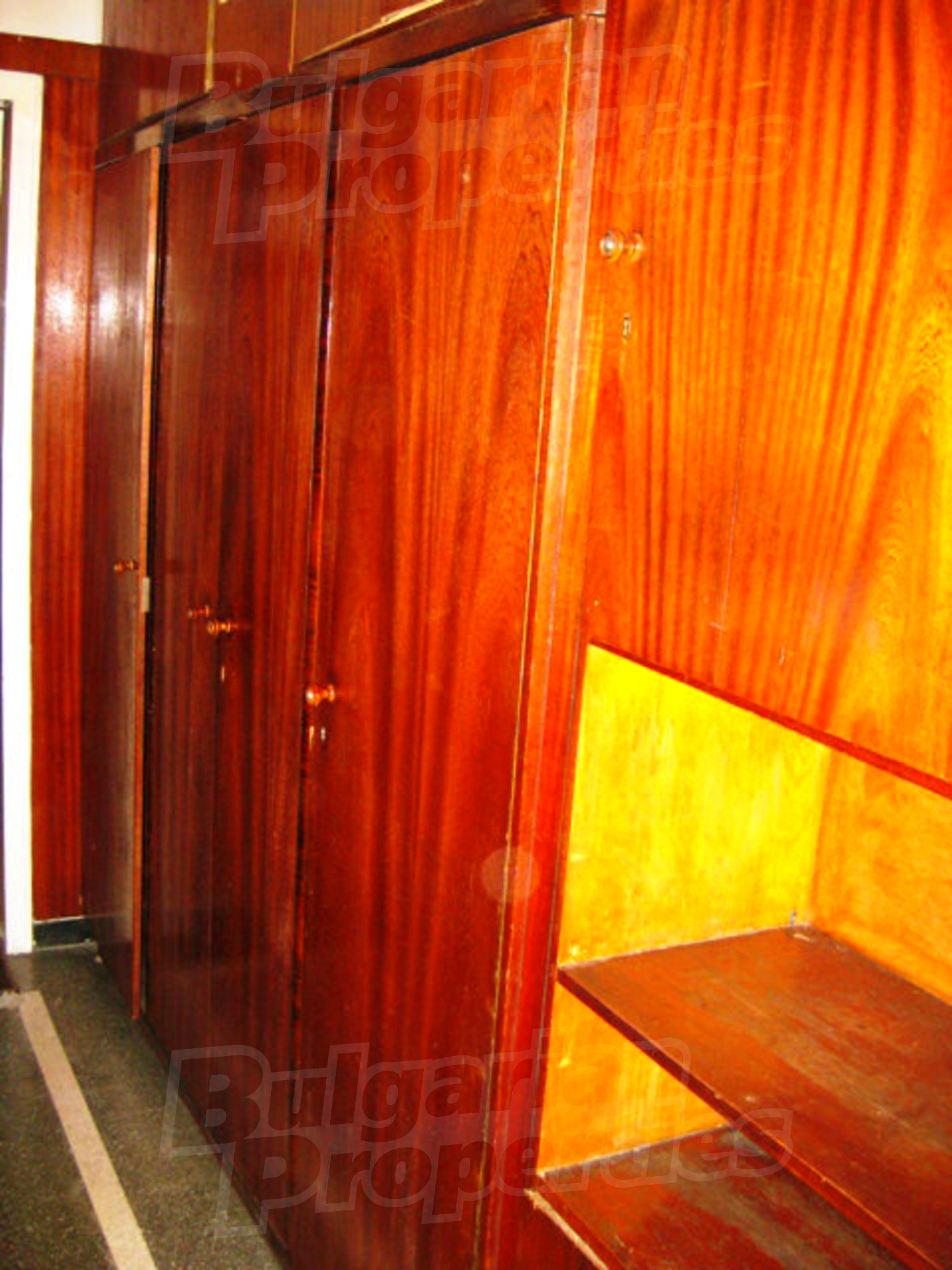 Gallery Picture 23