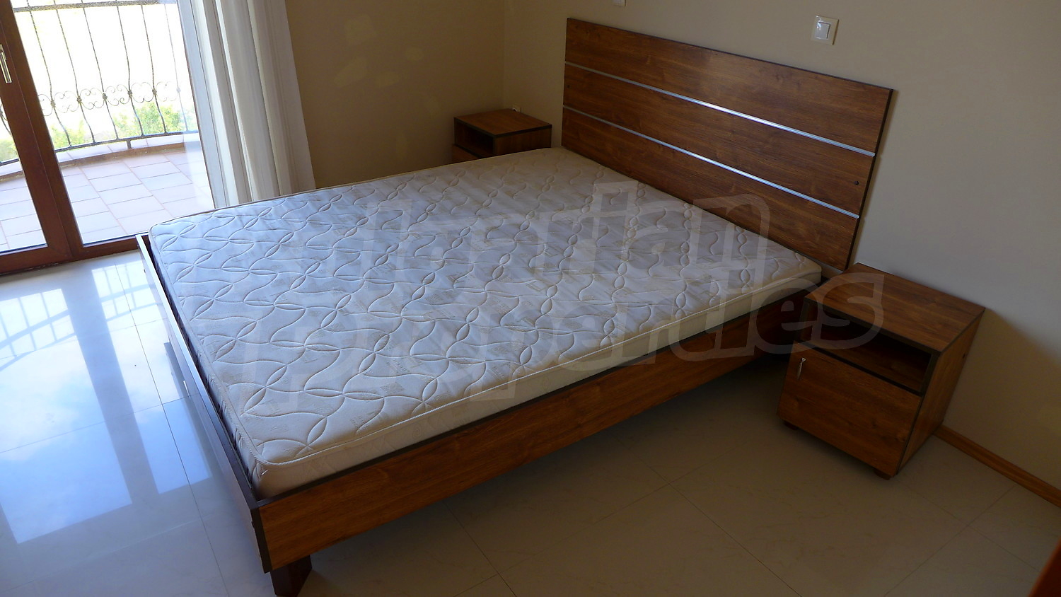 Gallery Picture 25